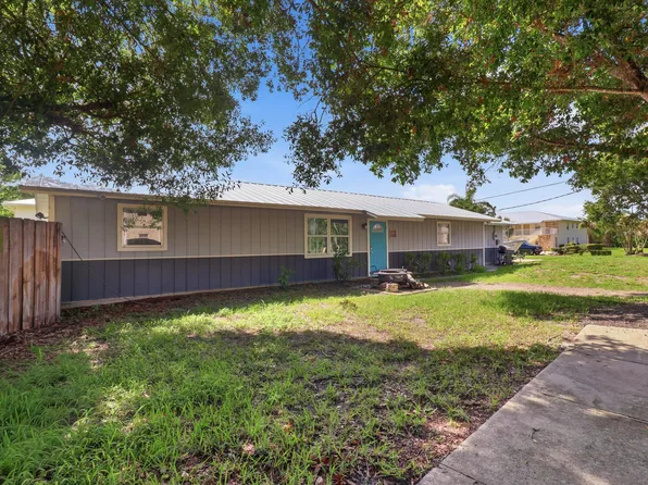 623 SW 35th Street, Palm City, FL 34990