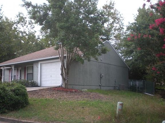Side View Garage and Front