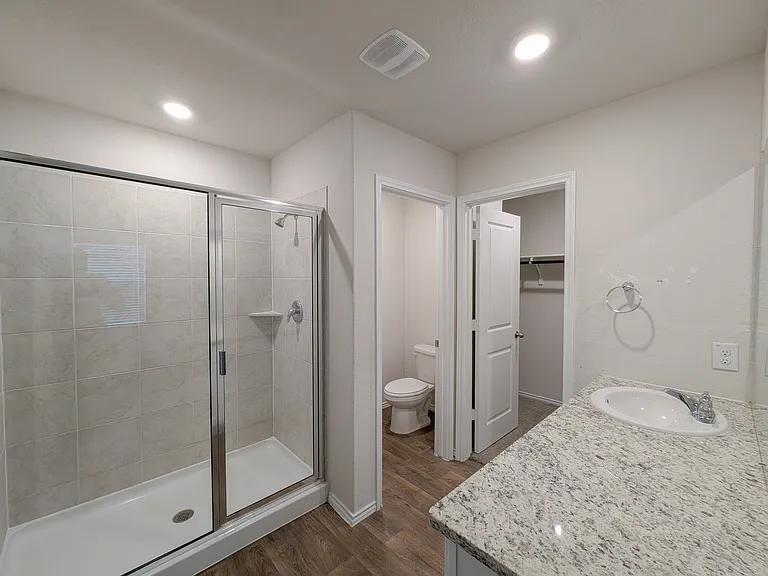 3526 Angus Xing — Photo 11