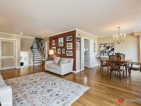 Living Room / Dining Room
