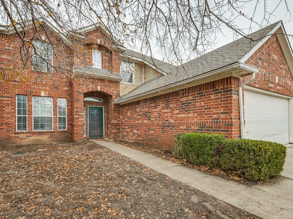 1st image of 606 Babbling Brook Dr