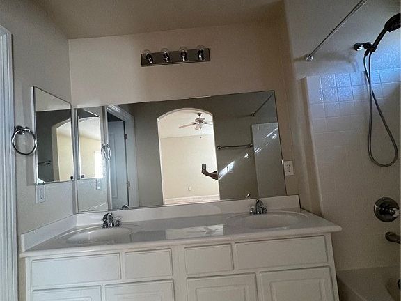 5th image of 4840 Bedrock Cove Ct