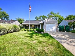 1325 Eastwood Ave, Mayfield Heights, OH 44124