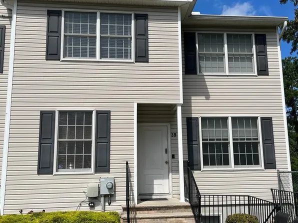 39 Empire Lane, Lakewood, NJ 08701