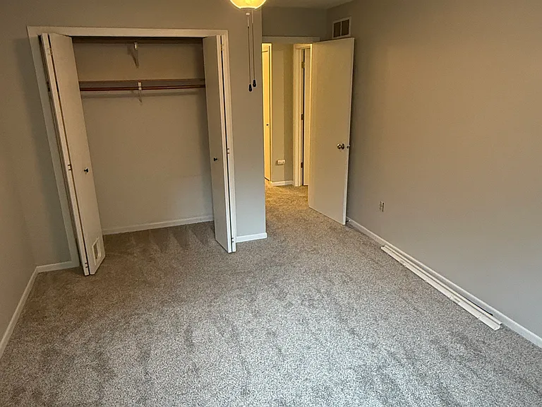 9929 Fillmore St NE — Photo 10