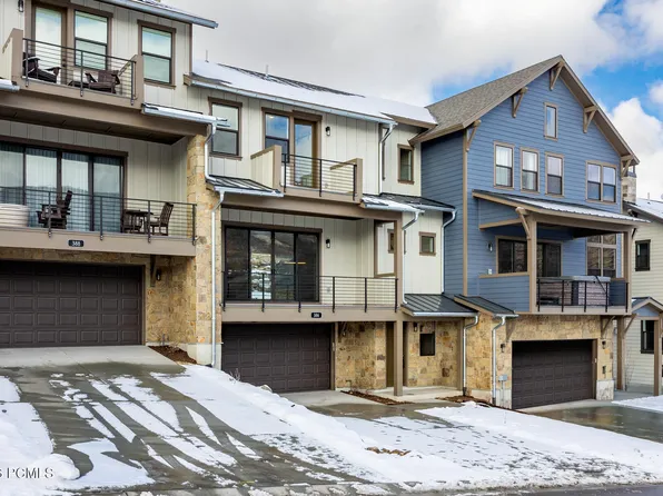 386 W Ascent Dr, Hideout, UT 84036