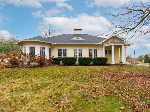 2505 Ridgewood Ave, Alliance, OH 44601