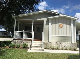 909 Ridge Dr, Auburndale, FL 33823