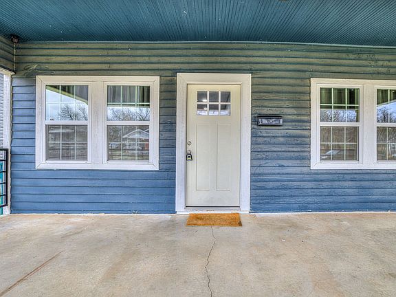 2nd image of 705 NW 34th St