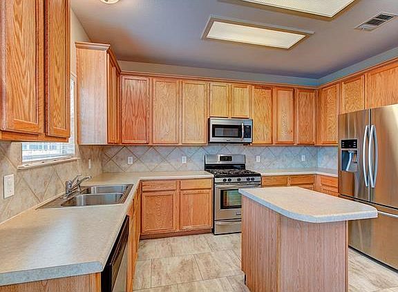 5th image of 17904 Quitman Mountain Way