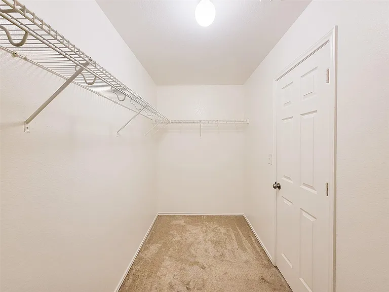 21382 Beacon Springs Ln — Photo 23
