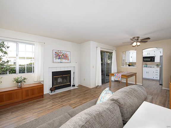 3rd image of 1050 La Tortuga Dr Unit 15