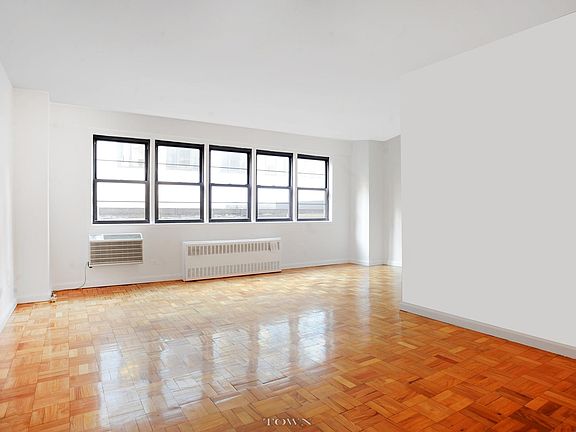 2nd image of 320 E 58th St APT 2D