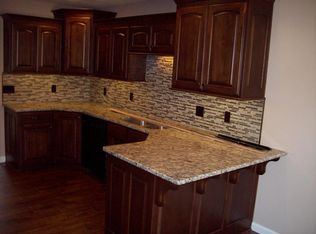 3124 N Albertha Ave, Springfield, MO 65803