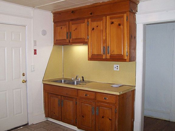 Kitchen Down Strs.