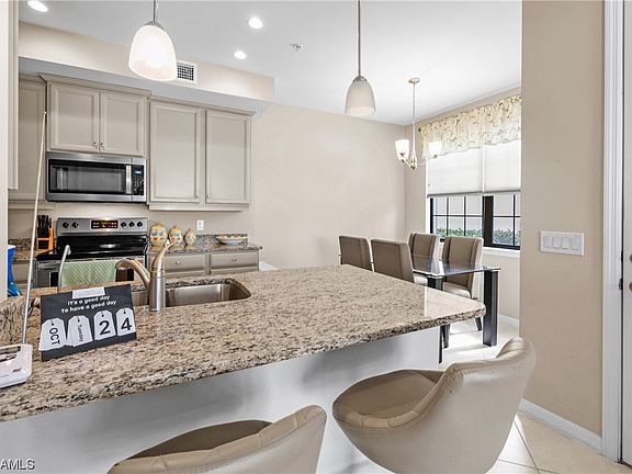 5th image of 26205 Palace Ln Unit 101