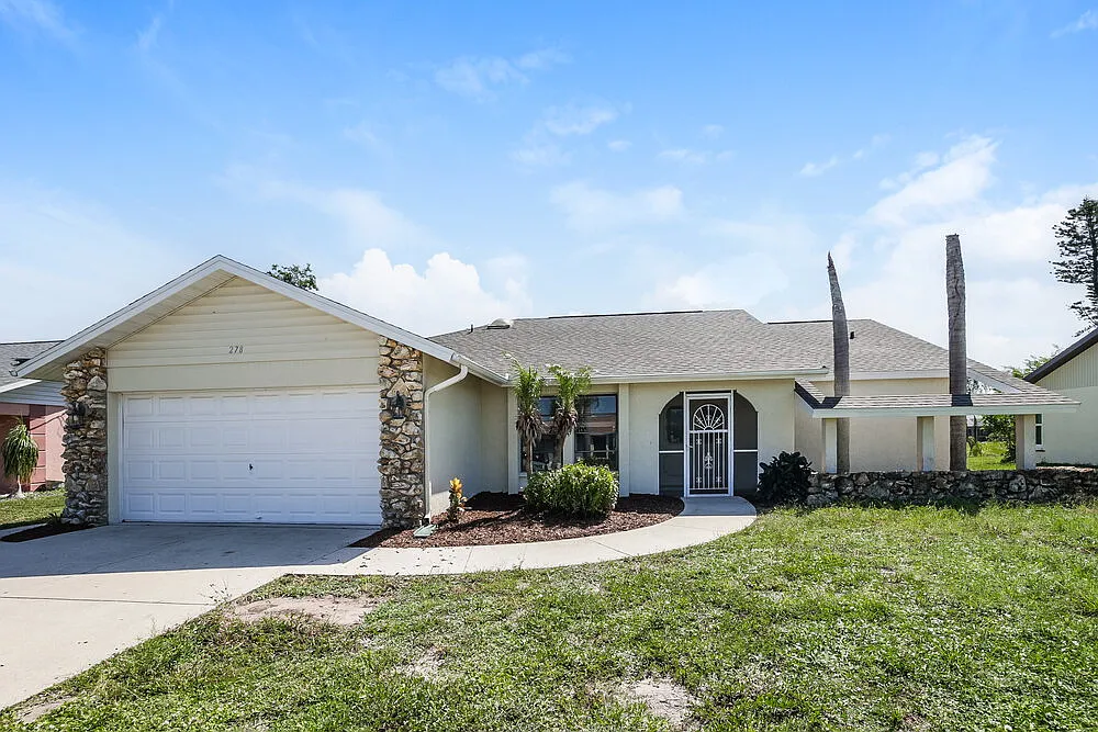 3 bed, 2.0 bath, 1664 sqft, $1,840 — Photo 1