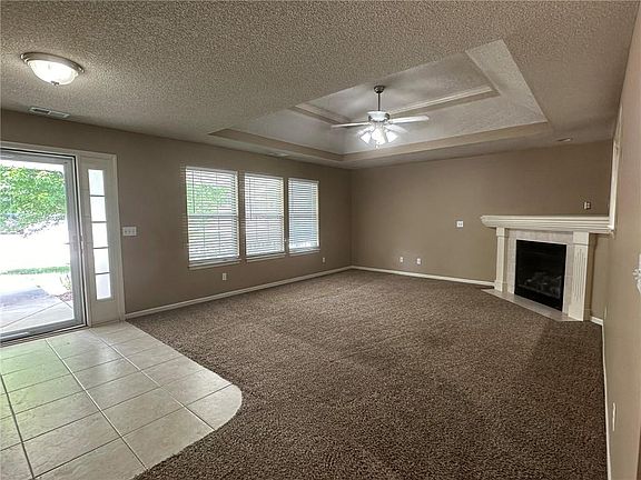 3rd image of 503 SW Cross Creek Dr