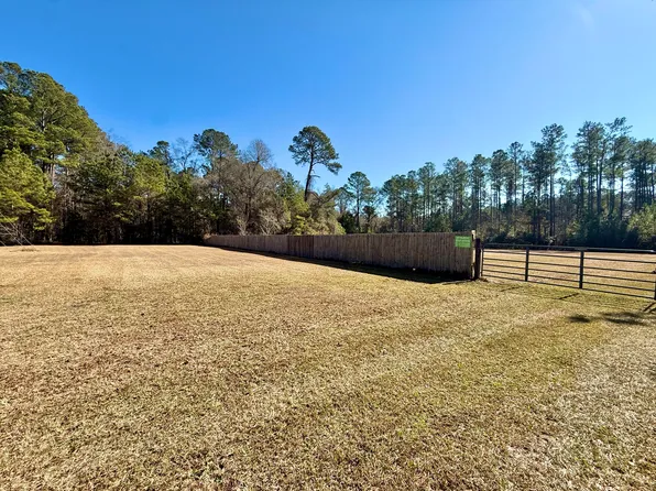 197 Acorn Rd, Walterboro, SC 29488