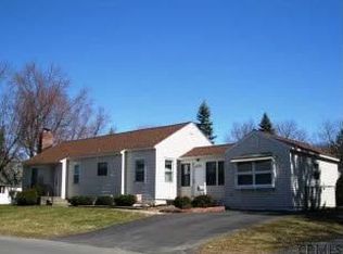 96 Lakeview Ave, Rensselaer, NY 12144