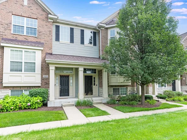 2807 Henley Ln, Naperville, IL 60540