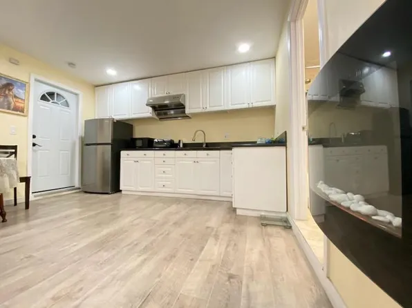 1602 S Glendora Ave, Glendora, CA 91740