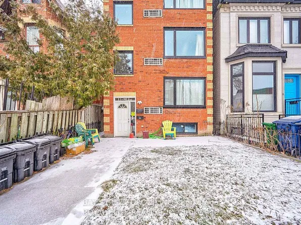 51 McGee St Unit 3, Toronto, ON M4M 2L1