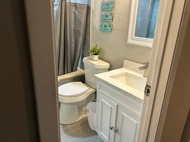 6033 Crosswood Ln — Photo 8