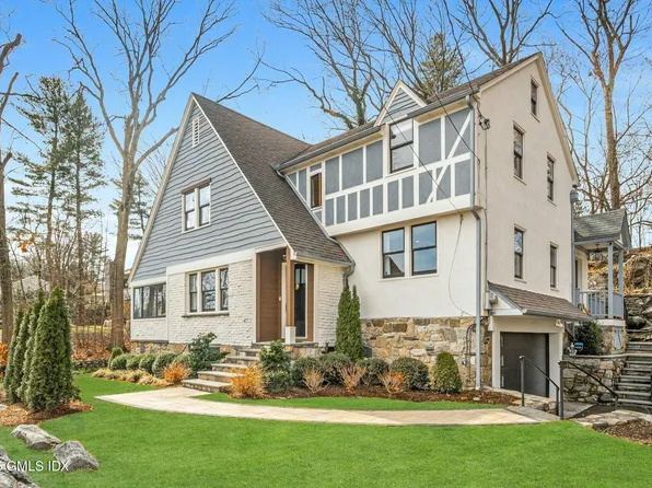 12 Osee Pl, Cos Cob, CT 06807