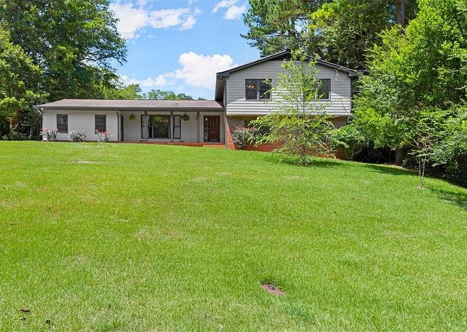 1st image of 4598 Westhampton Dr