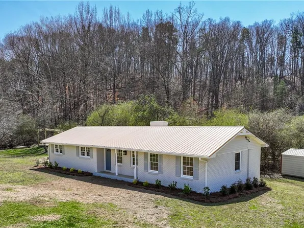 658 Springdale Rd, Rockmart, GA 30153