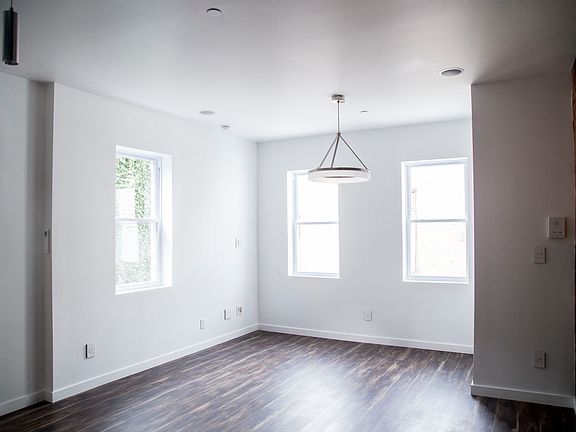 4th image of 5027 Baltimore Ave APT 2