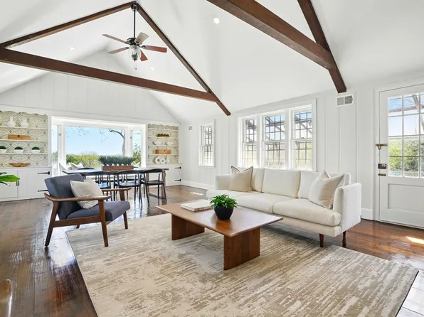 181 Grove St, Cambridge, MA 02138