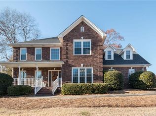 2757 Lamplighter Dr, Kannapolis, NC 28081