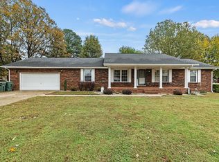 2004 Lakeshore Dr, Madisonville, KY
