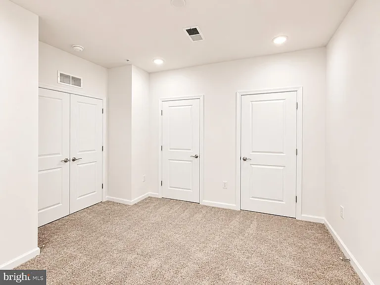421 Washington St #1103 — Photo 21