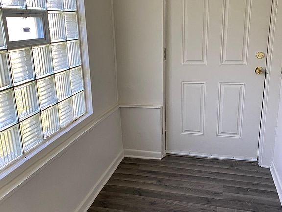 4th image of 1806 Park Ave #2