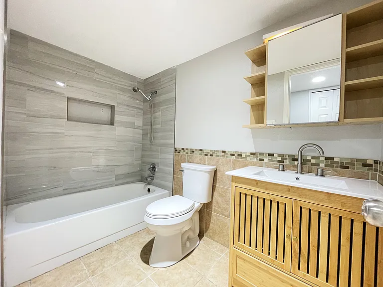 5300 Slay Dr — Photo 12