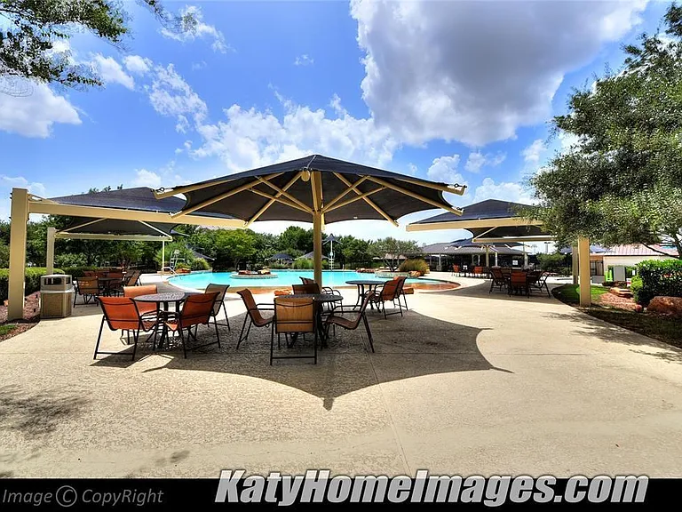 28259 Daystrom Ln — Photo 42
