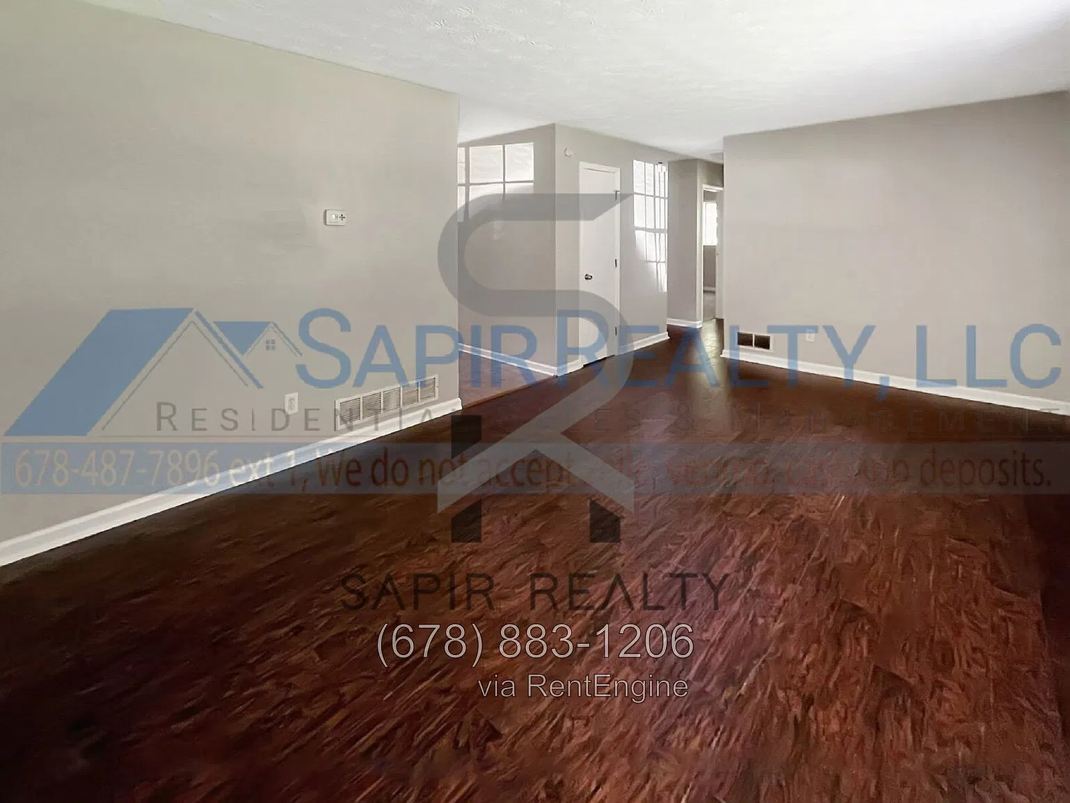 4 bed, 2.0 bath, 1300 sqft, $1,700 — Photo 2