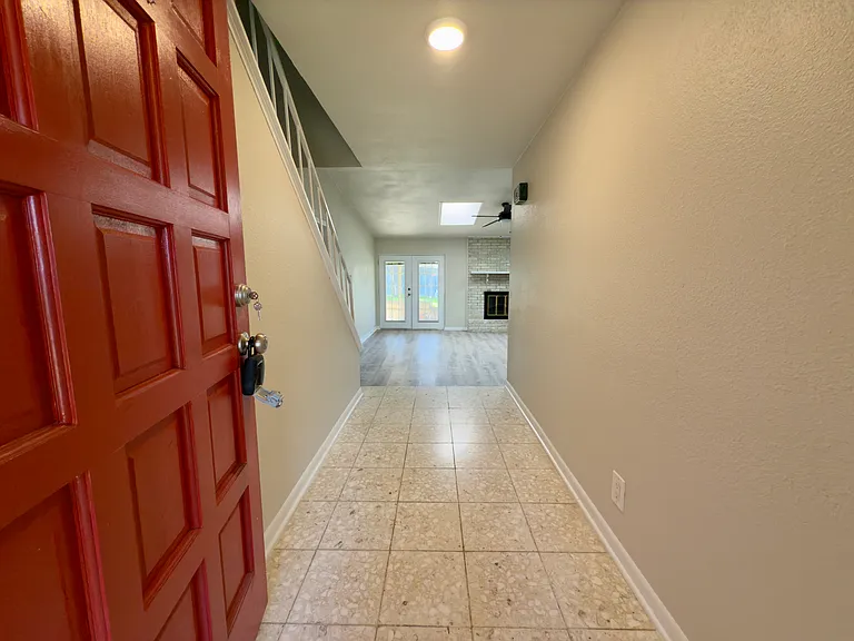 113 Shady Oak Dr — Photo 10