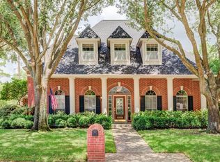 12026 Cypresswood Dr, Houston, TX 77070