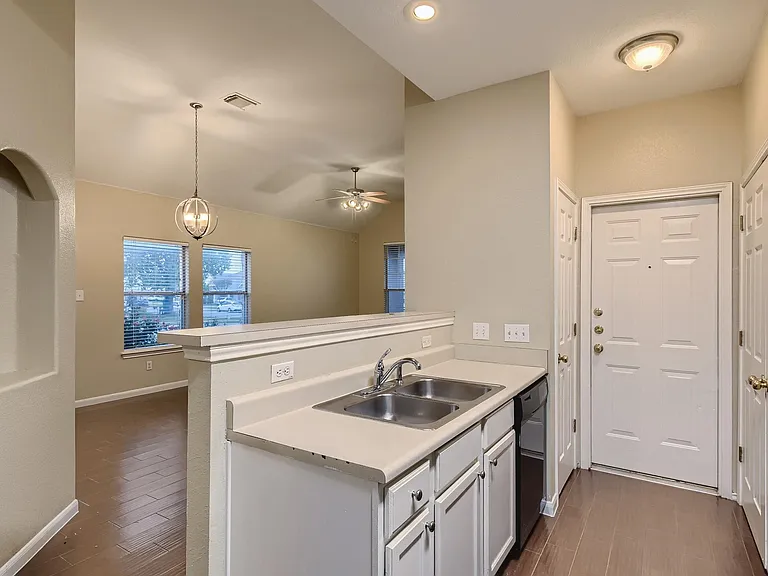 2858 Southampton Way #A — Photo 12