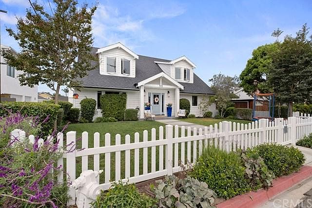 1st image of 315 Aliso Ave