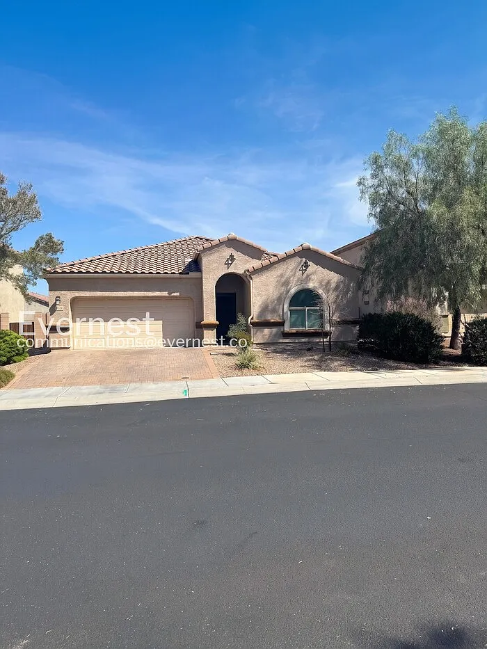 4 bed, 3.0 bath, 2230 sqft, $2,594 — Photo 1