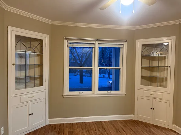 405 S Hine Ave, Waukesha, WI 53188