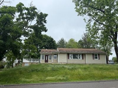 125 Hillcrest Dr, Milford, NJ, 08848