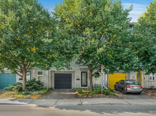 1137 Gladstone Ave, Ottawa, ON K1Y 3H4