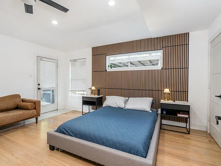 810 Jerry St — Photo 10