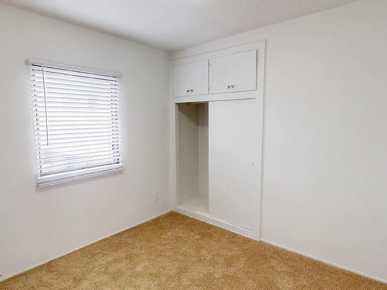 Amazing 2 bedroom & 1 bathroom unit - Los Angeles! — Photo 6